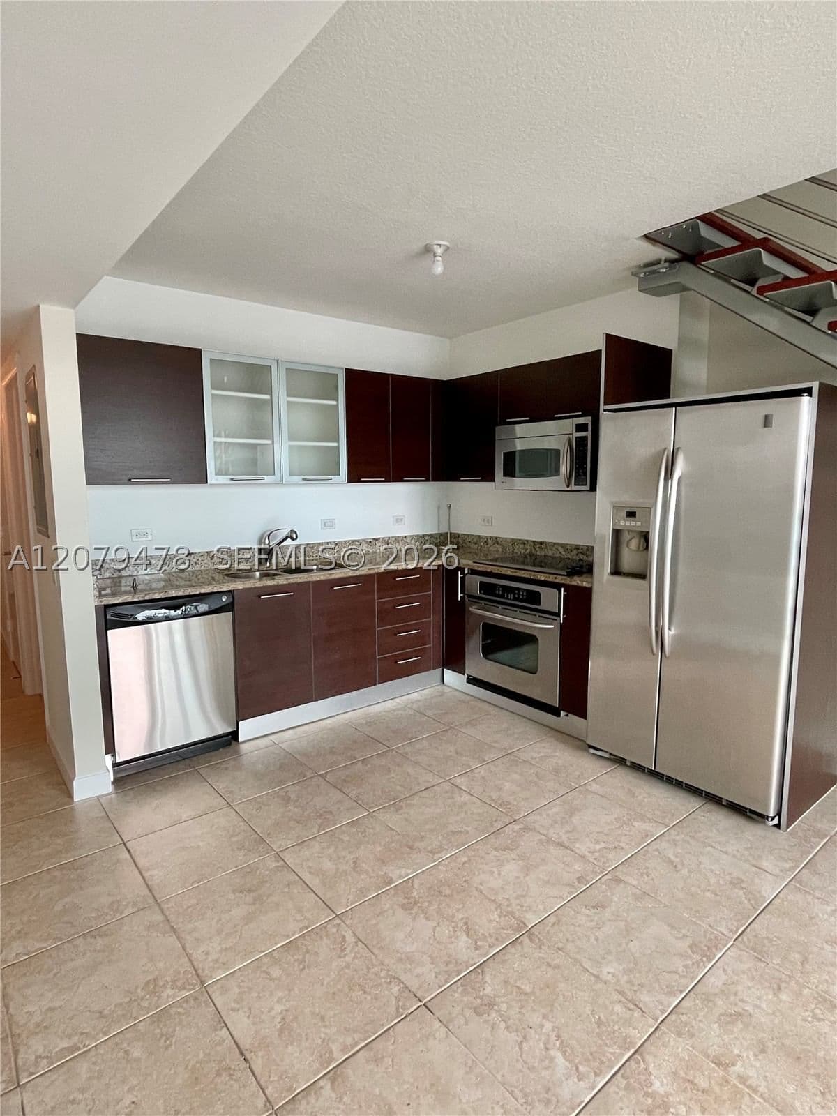1+1 Condo — 41 5th St #2405, Miami, FL 33131