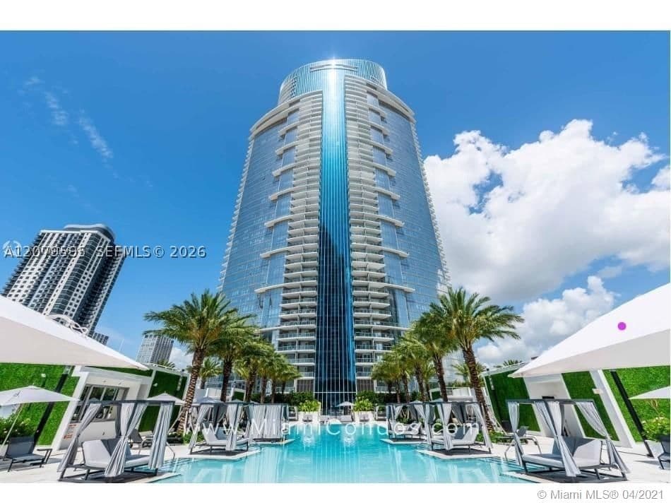 3+1 Condo — 851 1st Ave #1511, Miami, FL 33132