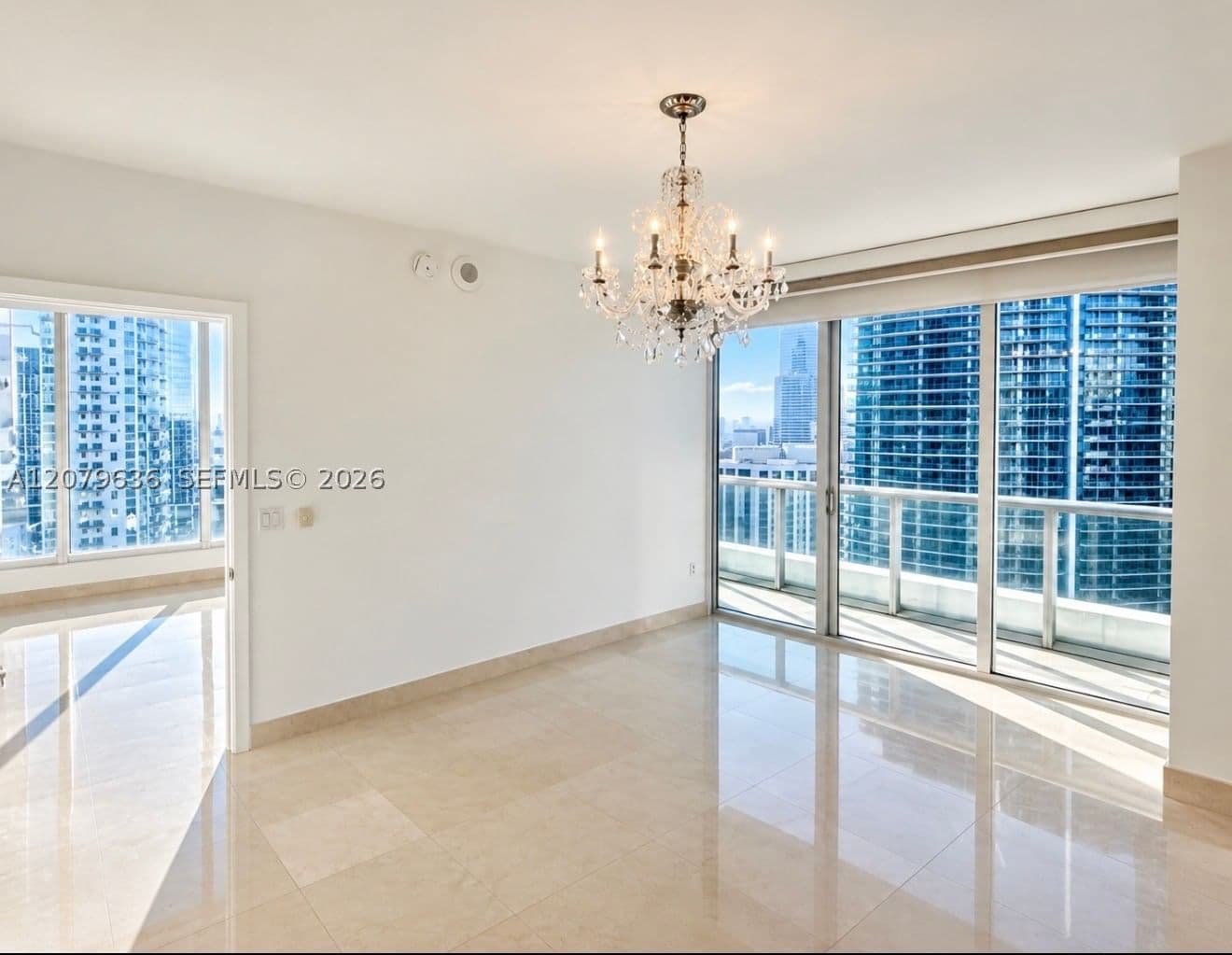 2+1 Condo — 475 Brickell Ave #2915, Miami, FL 33131