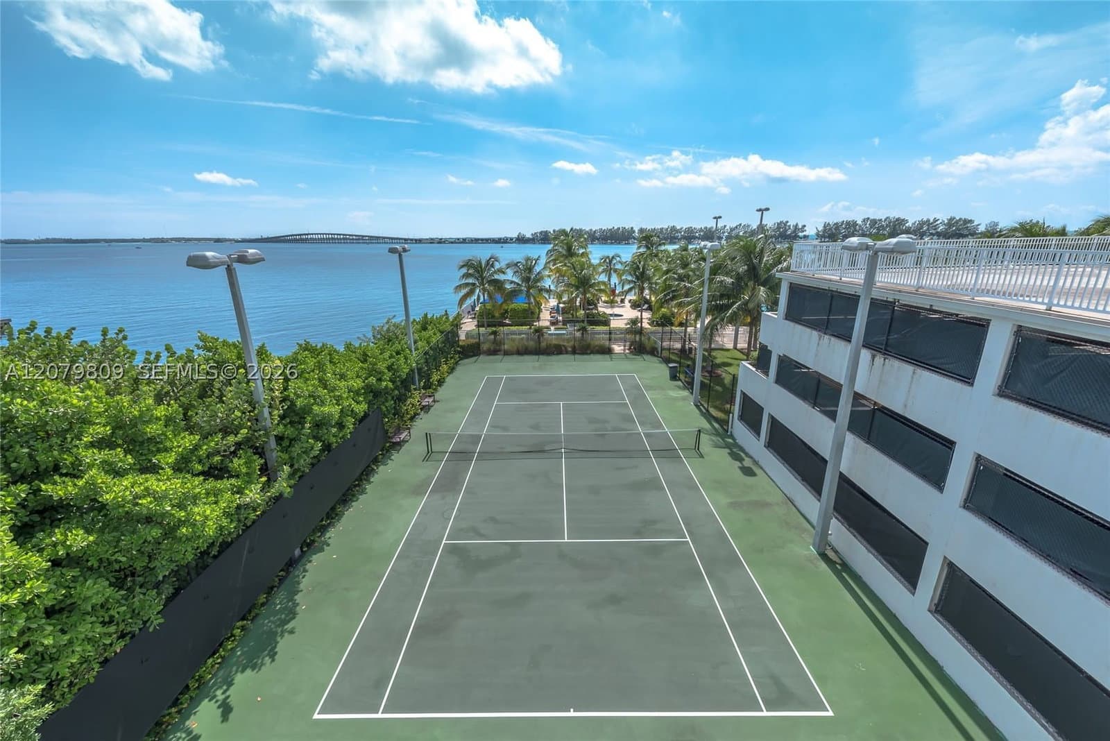 1-bedroom Condo — 2101 Brickell Ave #1104, Miami, FL 33129