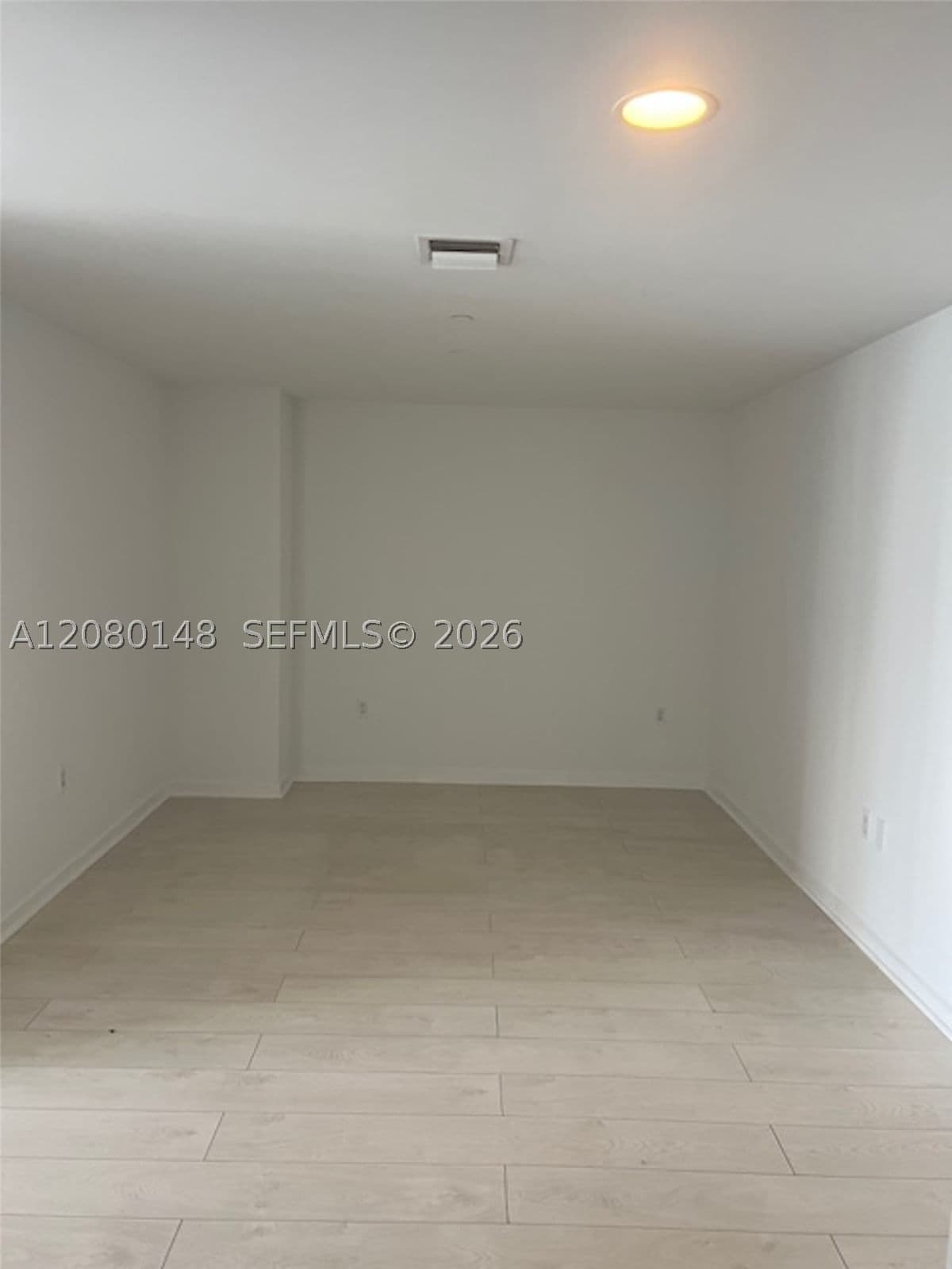 1+1 Condo — 50 Biscayne Blvd #3407, Miami, FL 33132