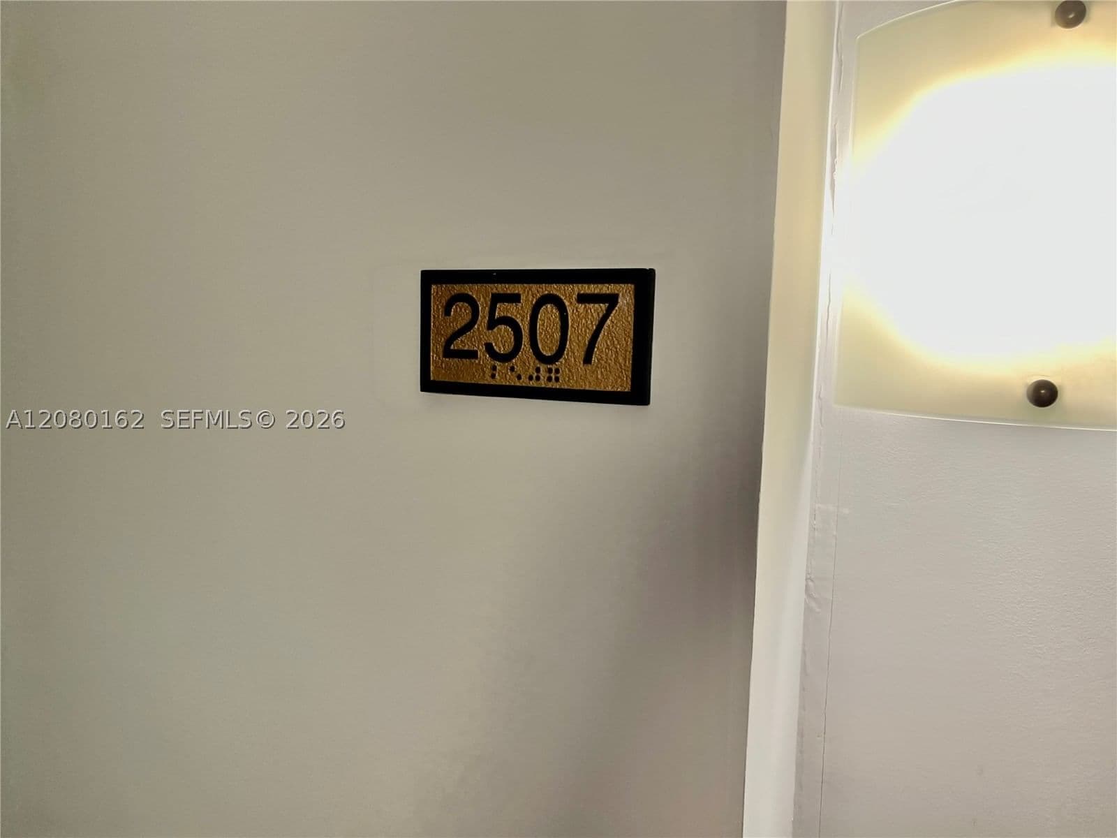 2-bedroom Condo — 1800 Bayshore Dr #2507, Miami, FL 33132