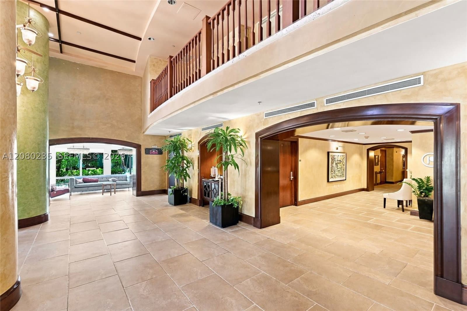 1+1 Condo — 2951 Bayshore Dr #305, Miami, FL 33133
