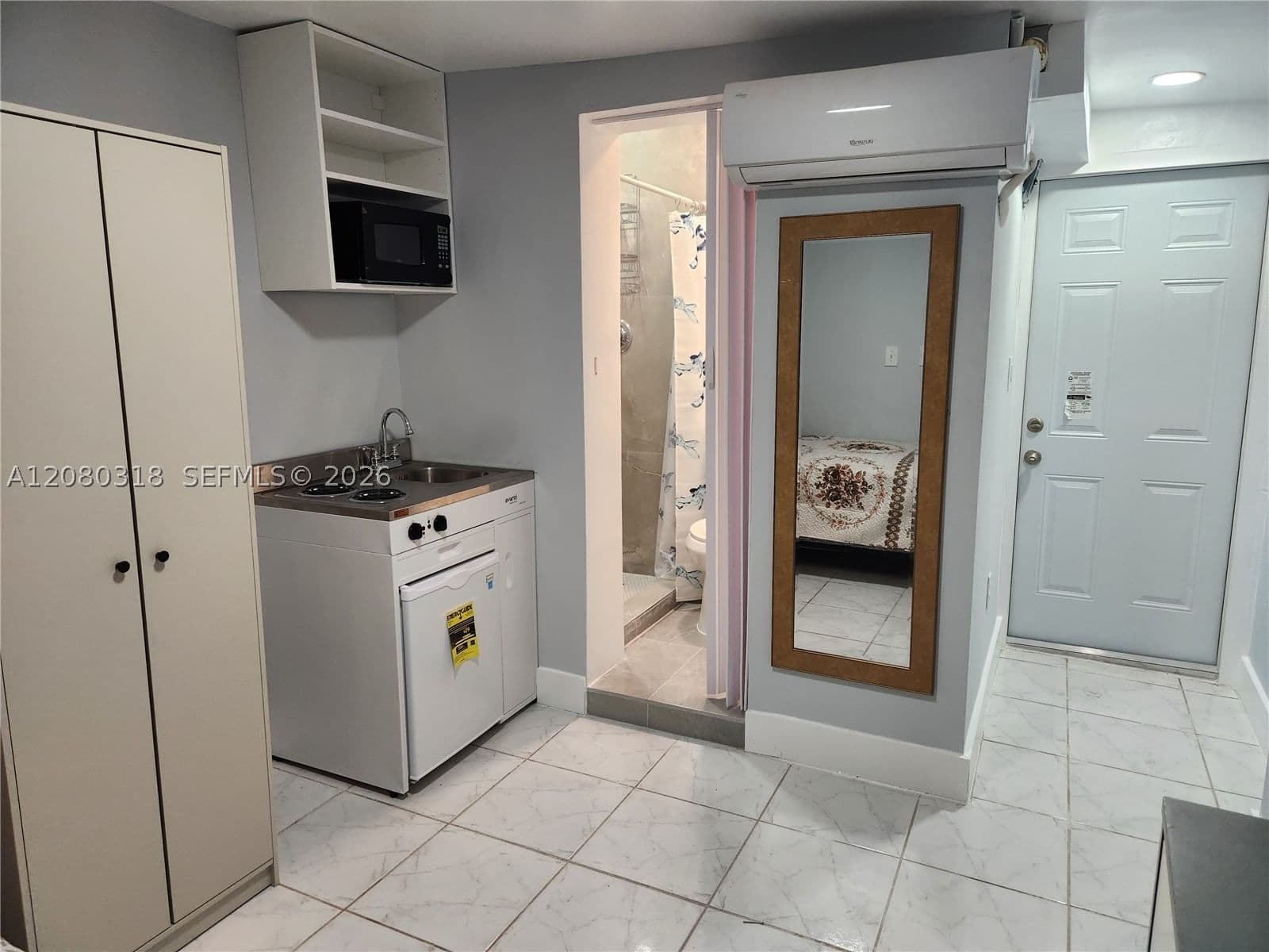 1-bedroom Property — 15014 130th Ct #1, Miami, FL 33186