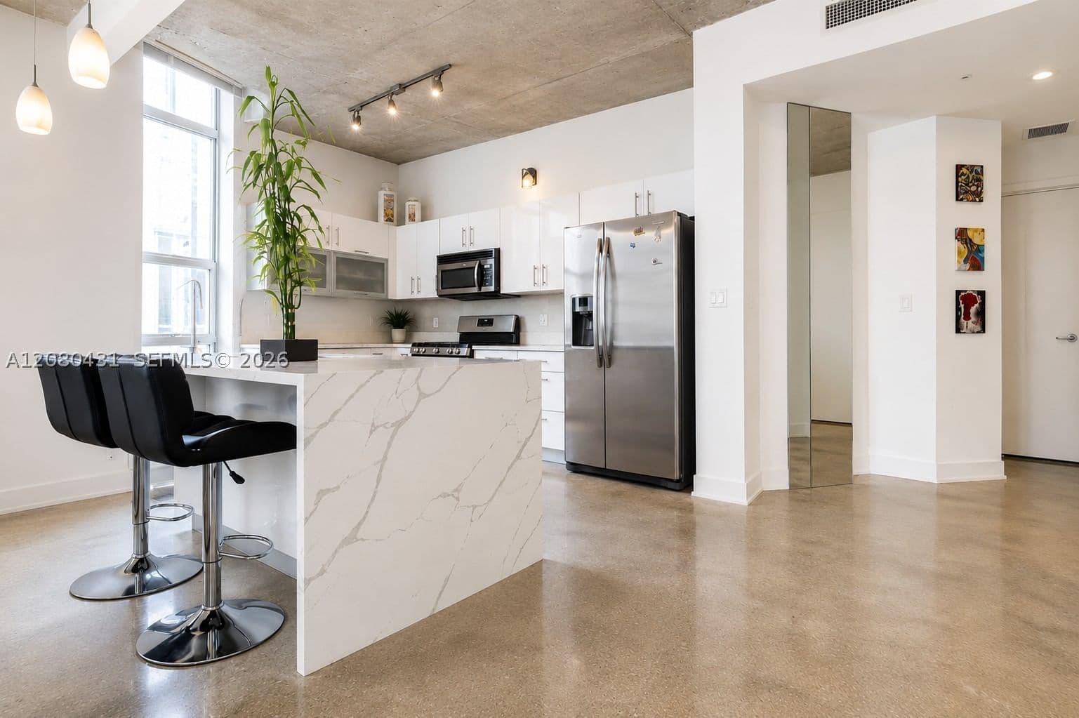 2+1 Condo — 234 3rd St #2107, Miami, FL 33132