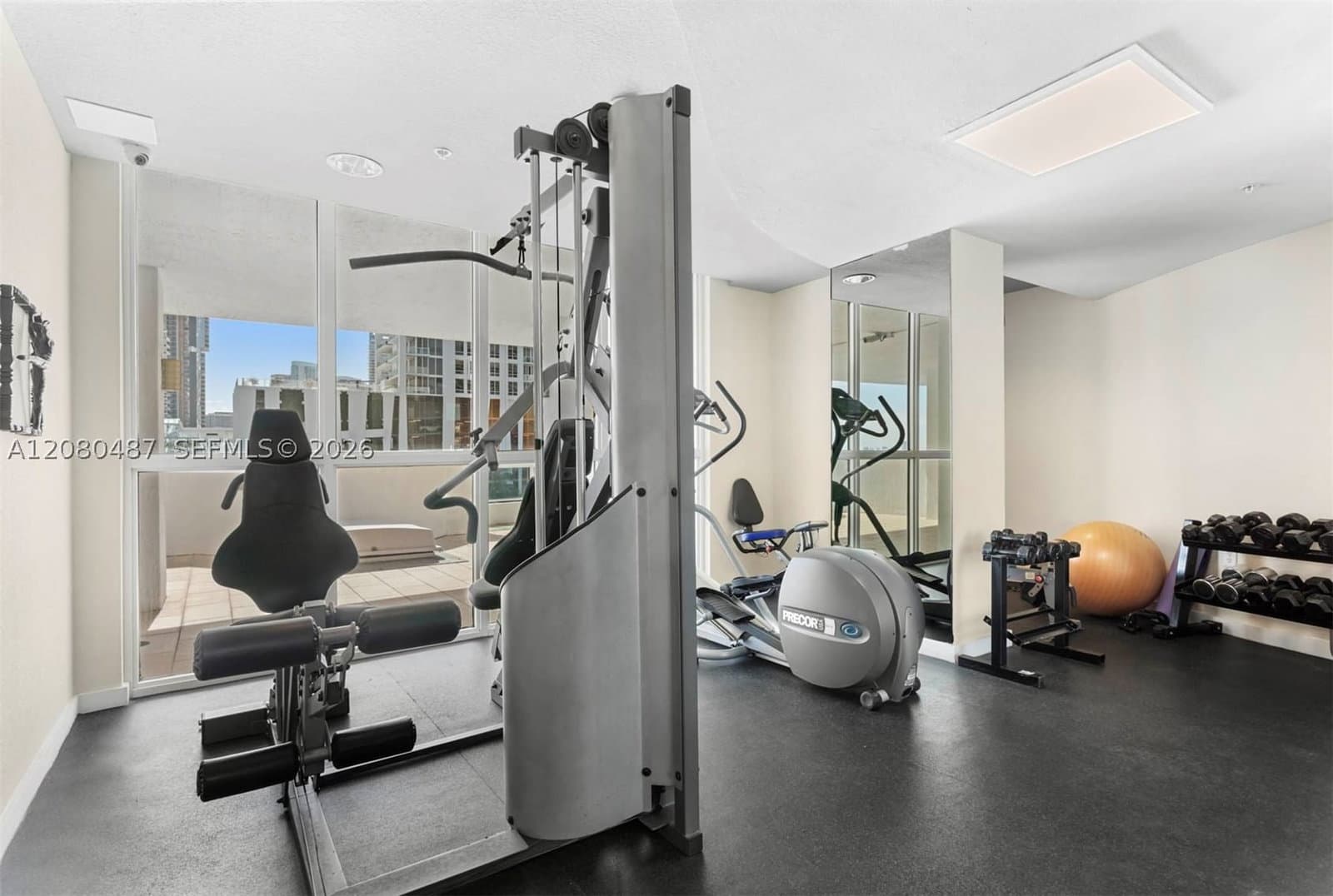 1+1 Condo — 500 29th St #803, Miami, FL 33137