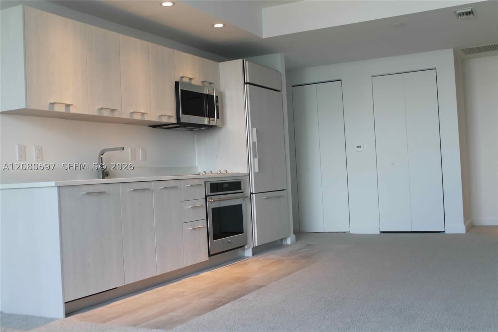 1-bedroom Condo — 45 9th St #2809, Miami, FL 33130