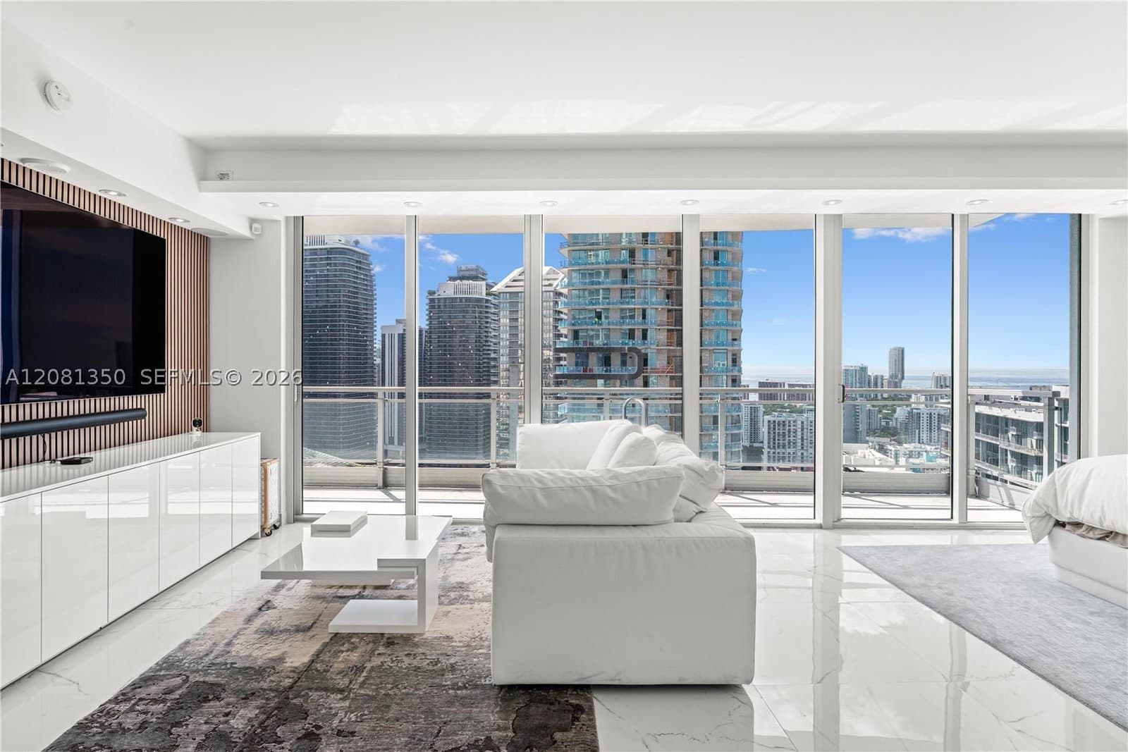 3+1 Condo — 92 3rd St #4003-04, Miami, FL 33130
