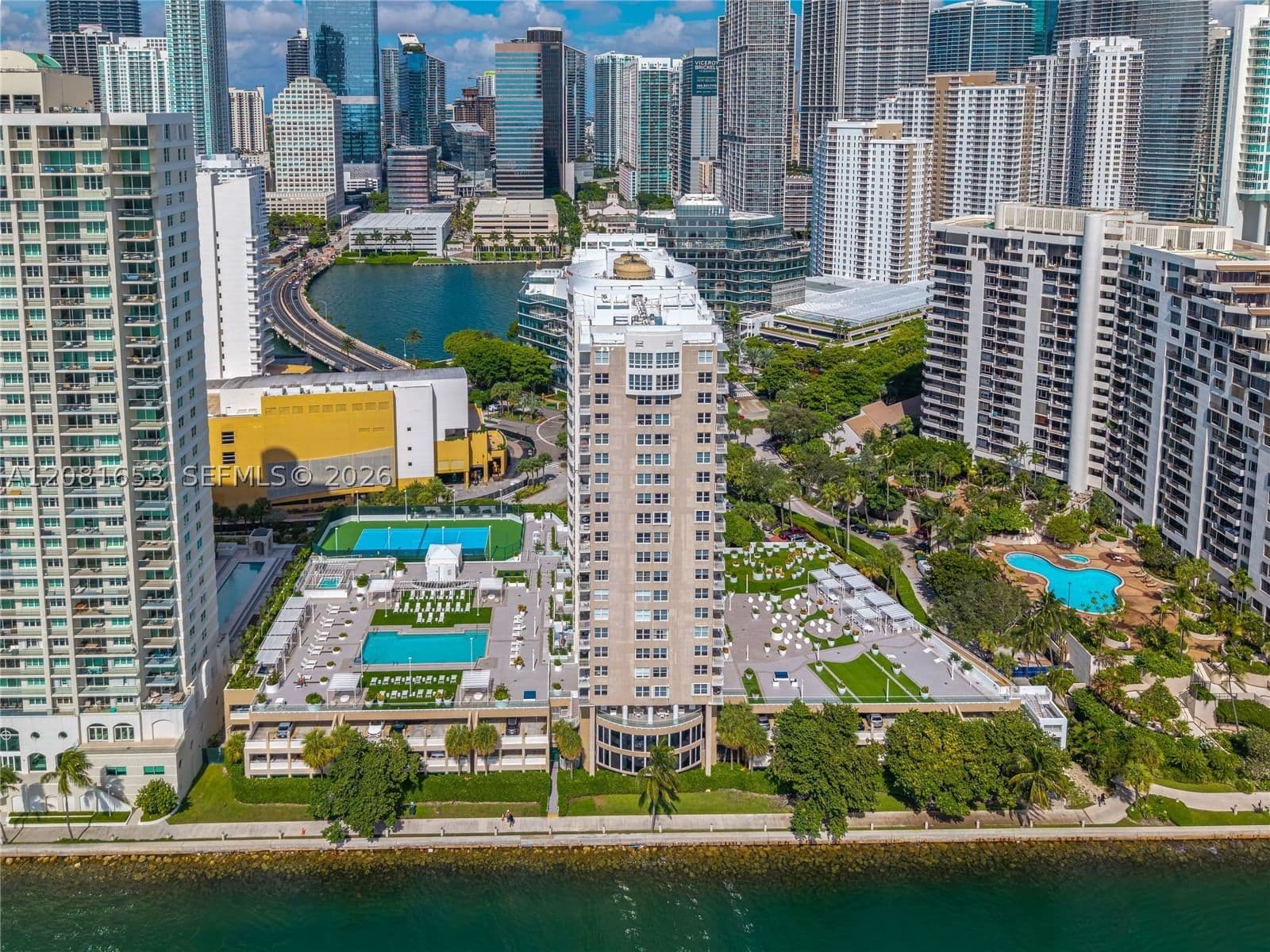 2-bedroom Condo — 770 Claughton Island Dr #1603, Miami, FL 33131