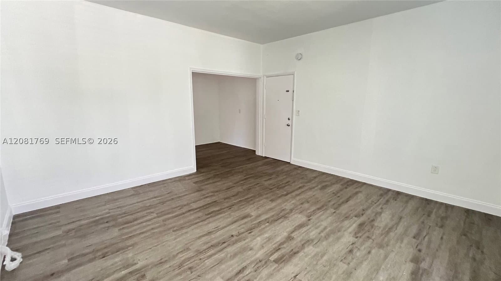 1-bedroom Apartment — 1115 Euclid Ave #10, Miami Beach, FL 33139