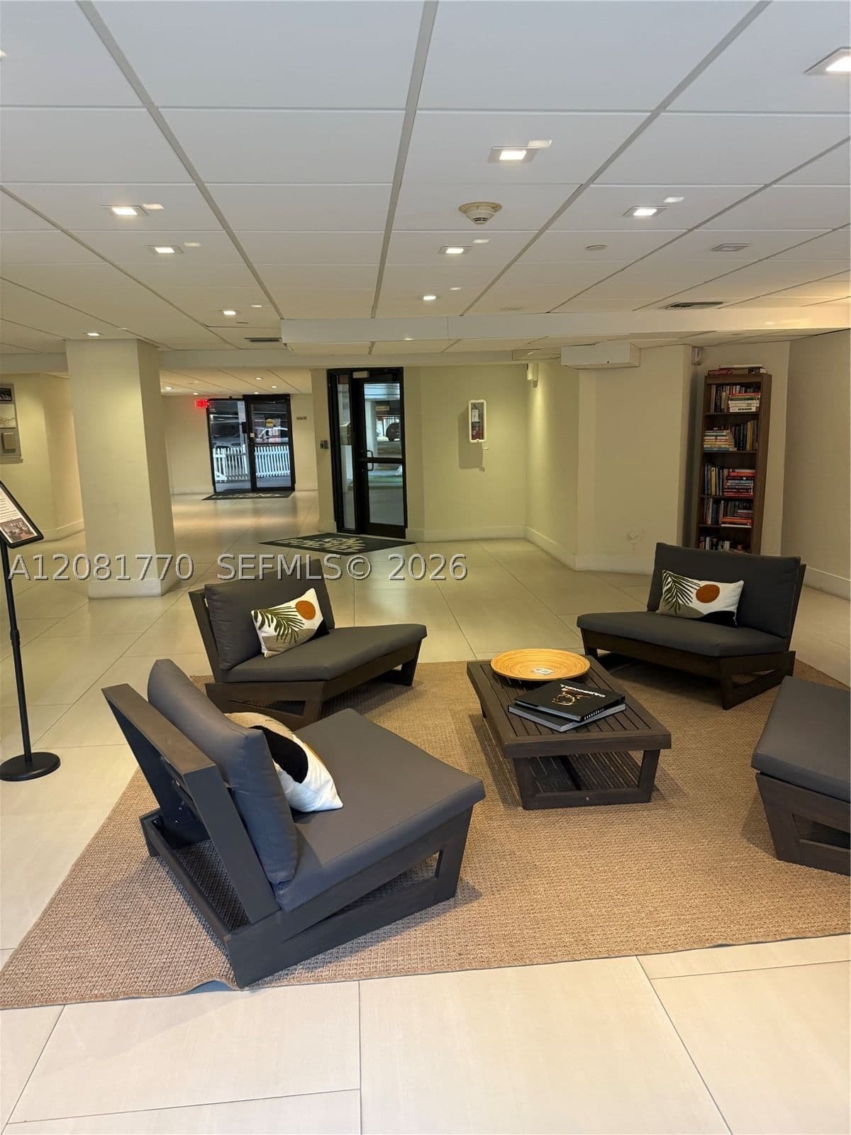 1+1 Condo — 540 Brickell Key Dr #726, Miami, FL 33131