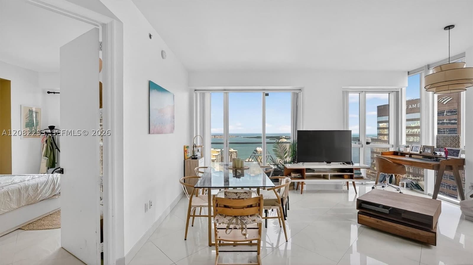 2-bedroom Condo — 500 Brickell Ave #4102, Miami, FL 33131
