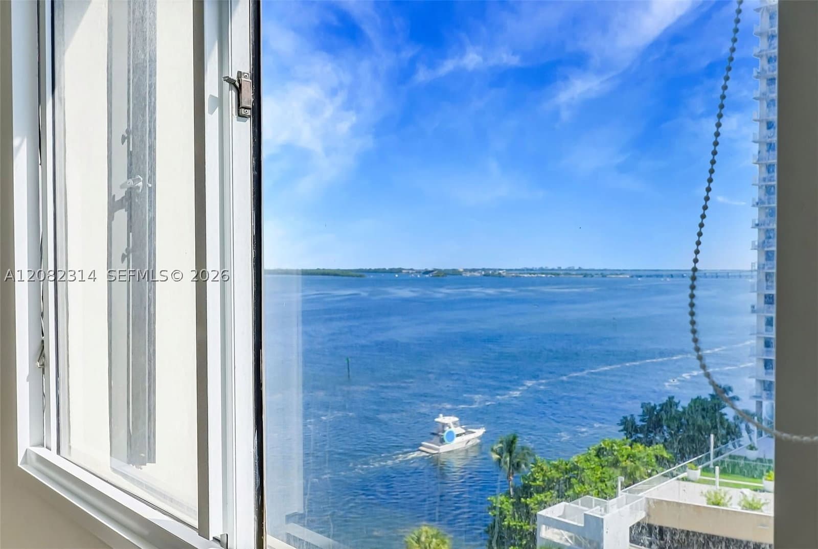 2+1 Condo — 520 Brickell Key Dr #A1007, Miami, FL 33131