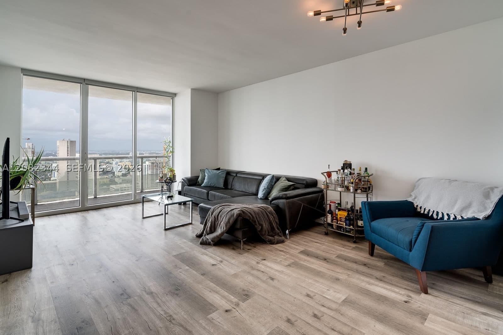 1+1 Condo — 50 Biscayne Blvd #4505, Miami, FL 33132