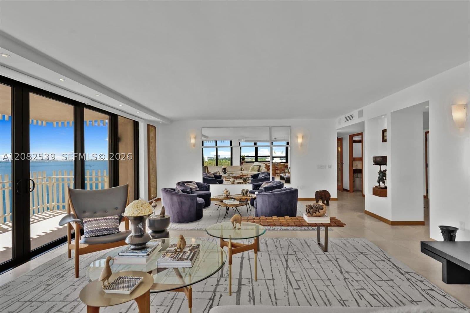 3-bedroom Condo — 2 Grove Isle Dr #B1709, Miami, FL 33133