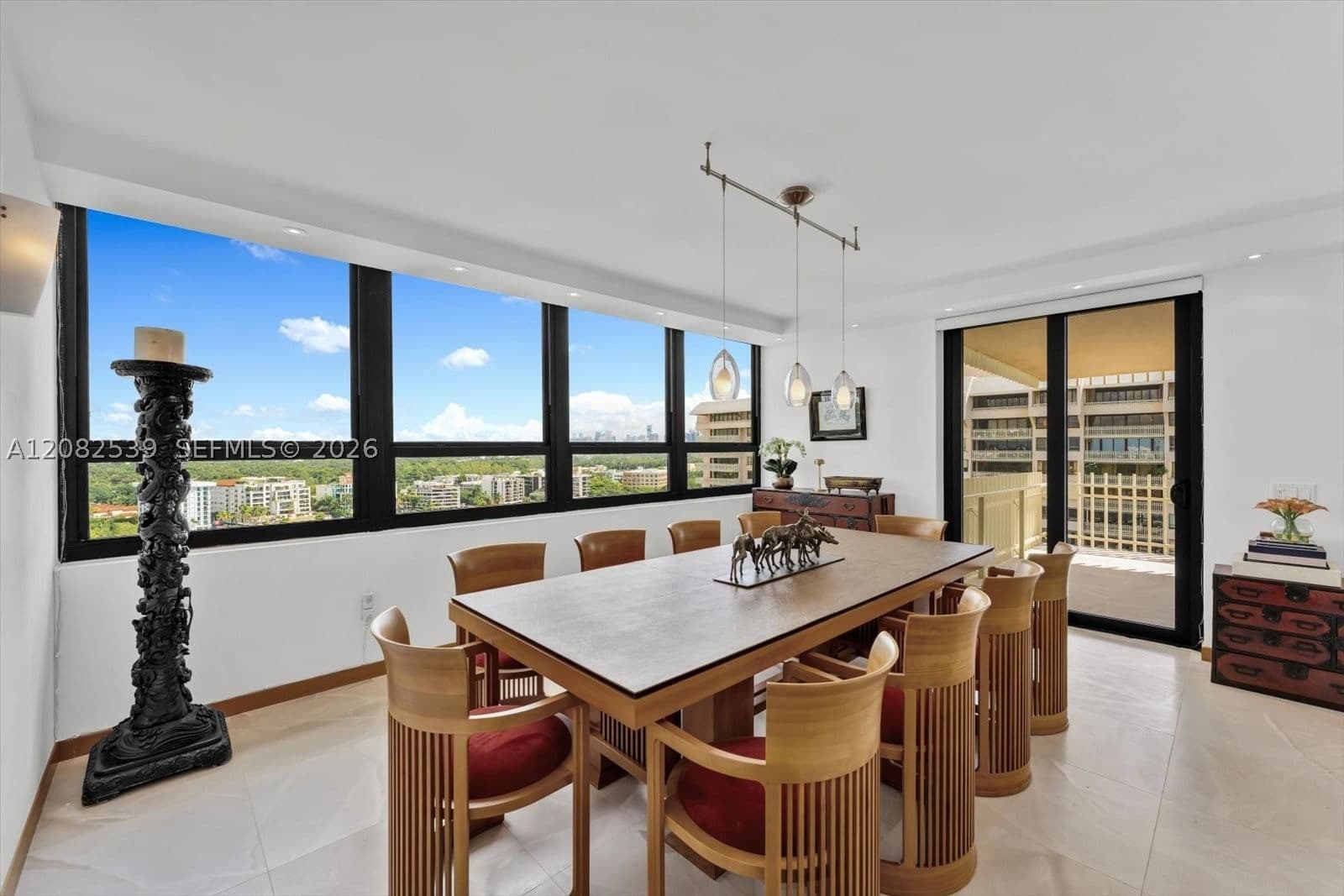 3-bedroom Condo — 2 Grove Isle Dr #B1709, Miami, FL 33133