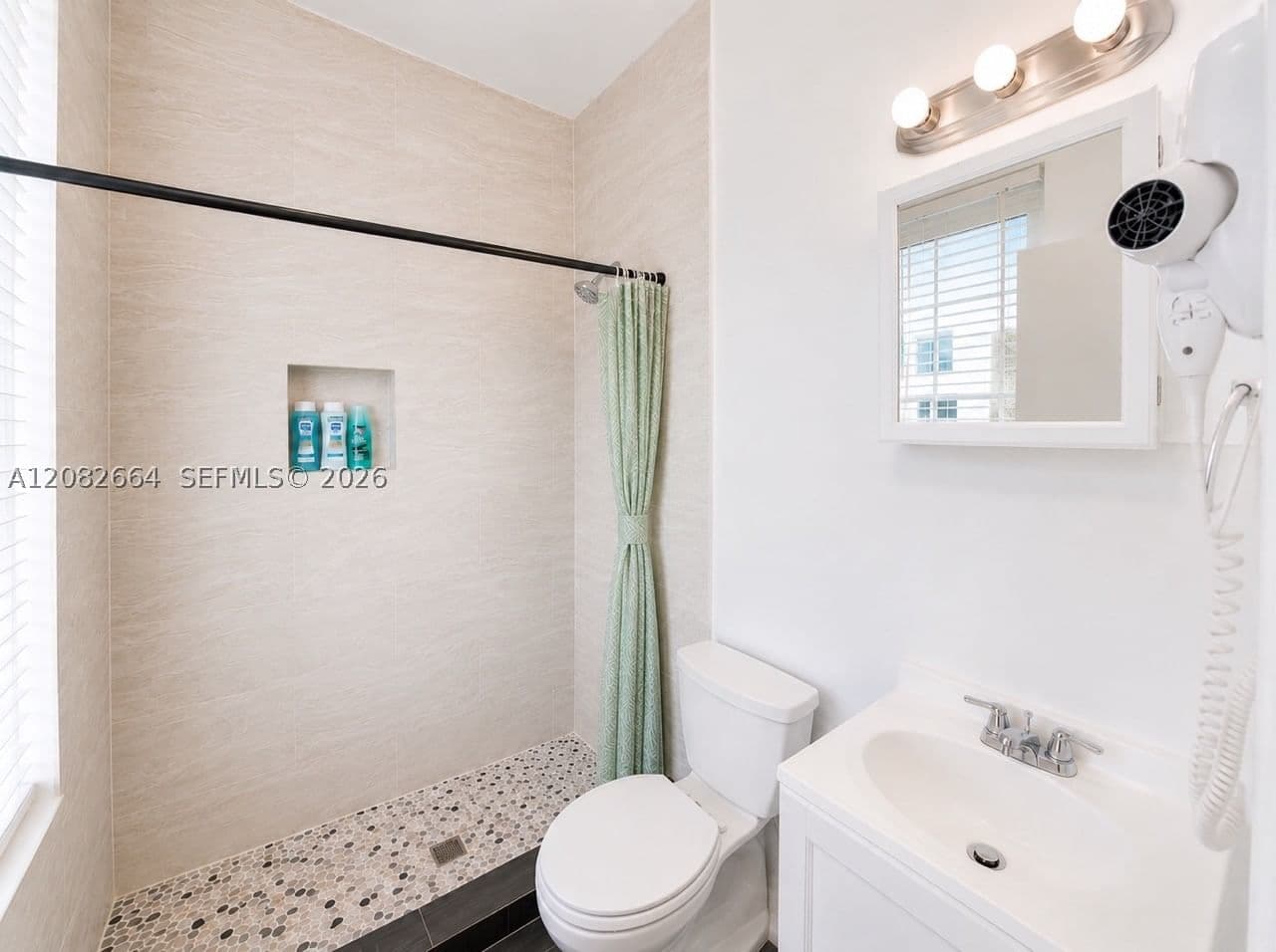 Daire — 3025 Indian Creek Dr #310, Miami Beach, FL 33140