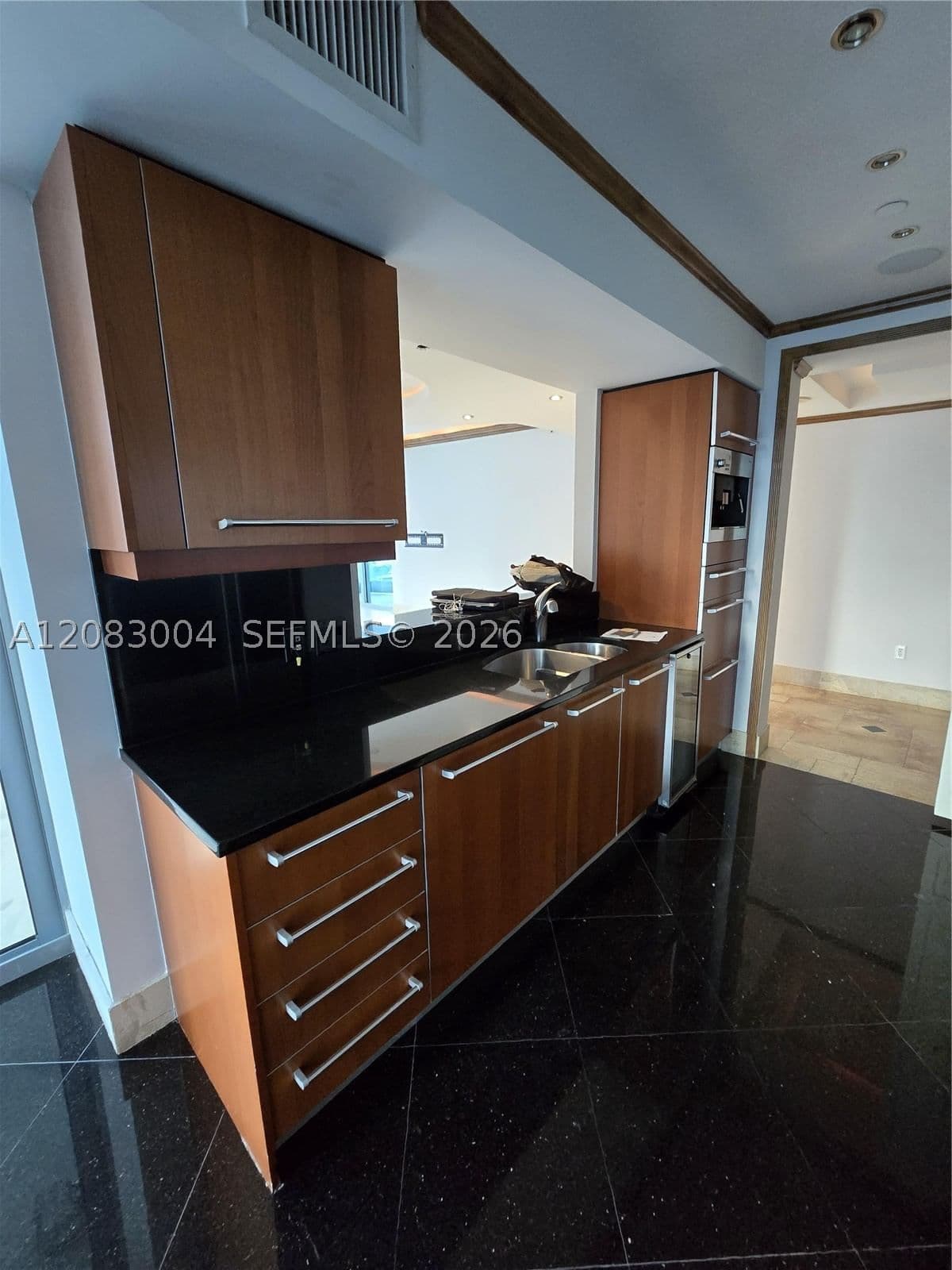 2-bedroom Condo — 1331 Brickell Bay Dr #2102, Miami, FL 33131
