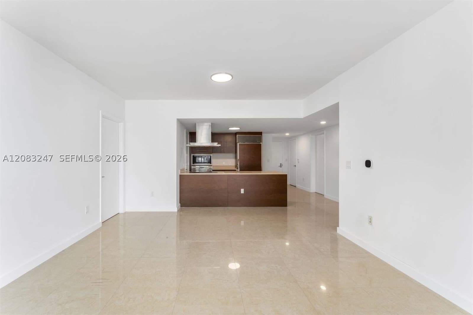2+1 Condo — 495 Brickell Ave #1811, Miami, FL 33131