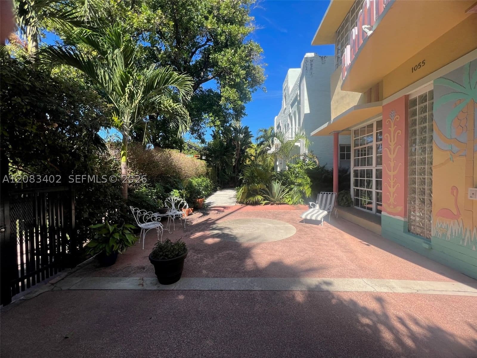 1+1 Condo — 1051 Meridian Ave #1E, Miami Beach, FL 33139