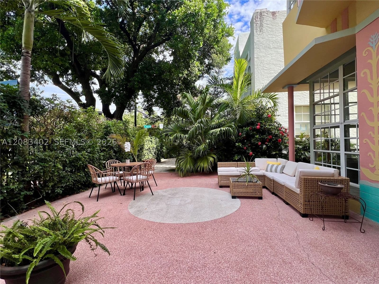 1+1 Condo — 1051 Meridian Ave #1E, Miami Beach, FL 33139