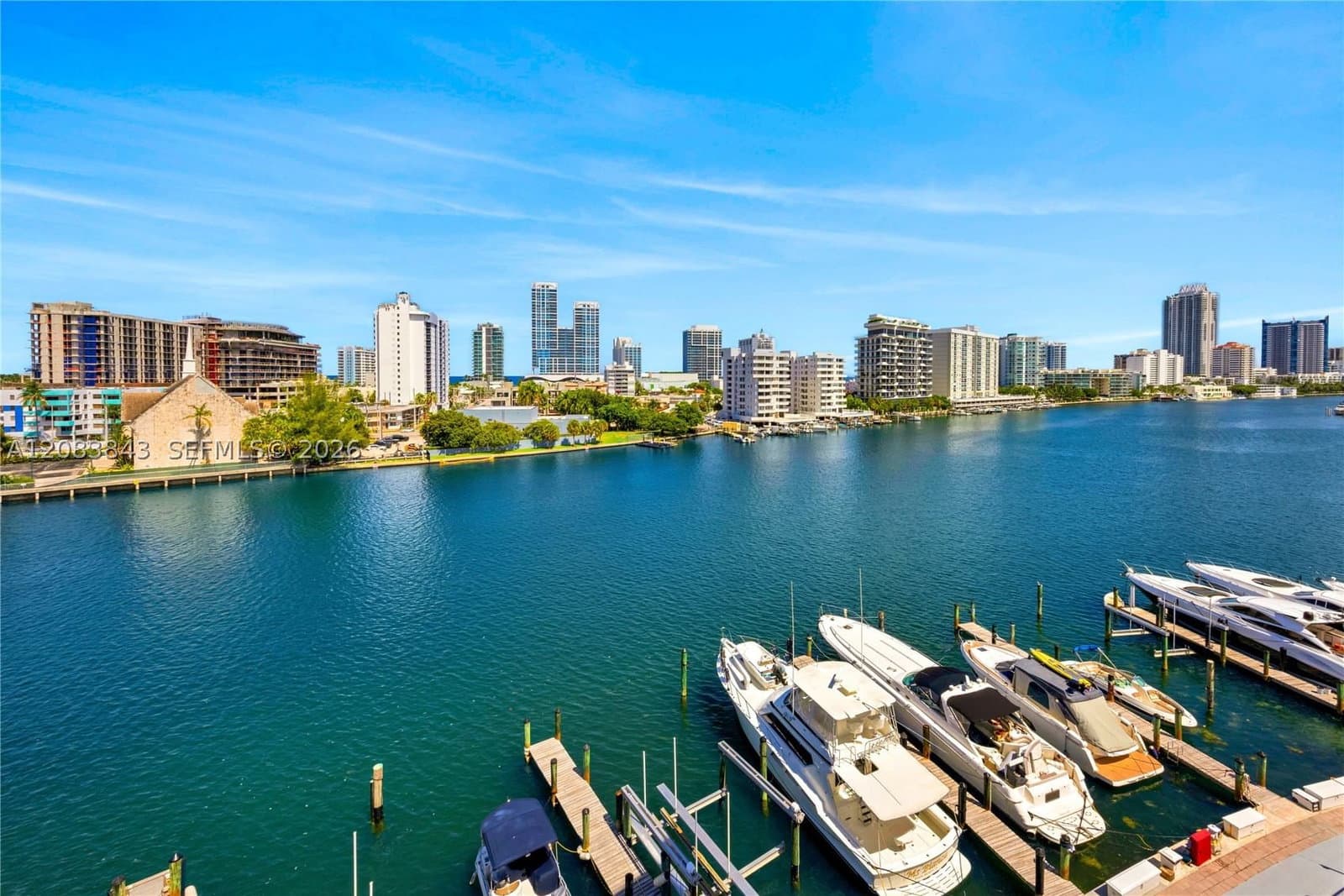 2+1 Condo — 900 Bay Dr #601, Miami Beach, FL 33141