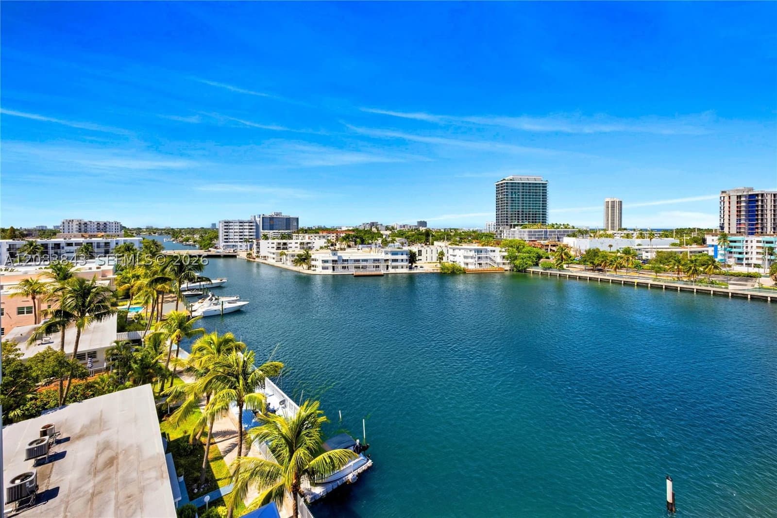 2+1 Condo — 900 Bay Dr #601, Miami Beach, FL 33141