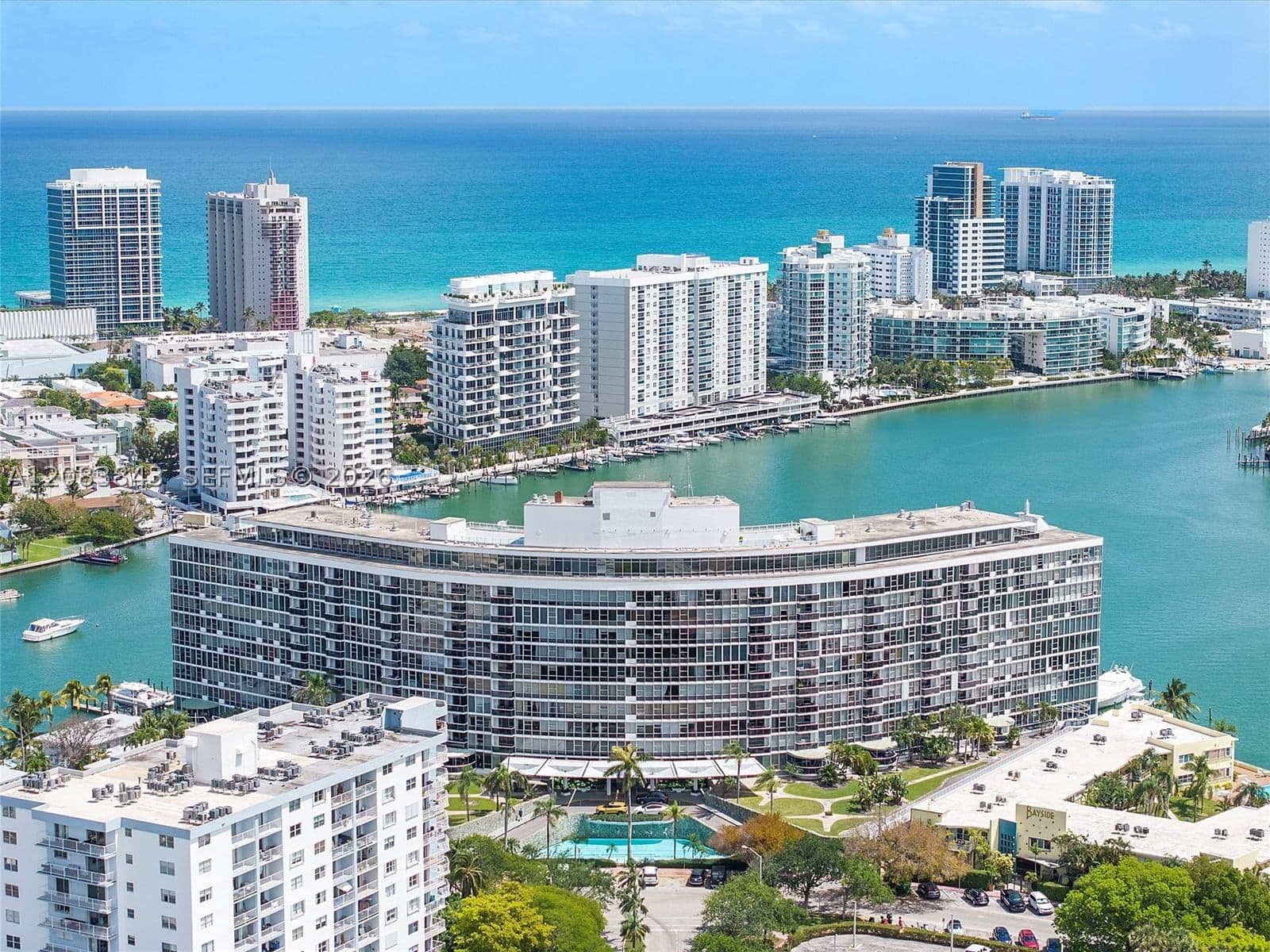 2+1 Condo — 900 Bay Dr #601, Miami Beach, FL 33141