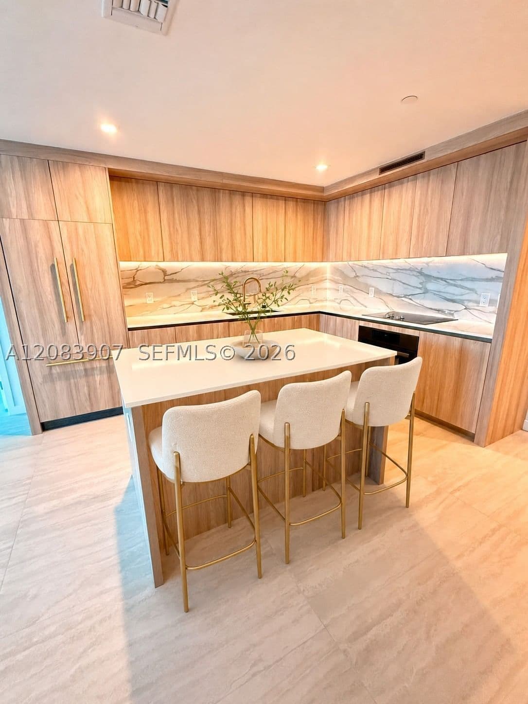 2+1 Condo — 77 5th St #2701, Miami, FL 33131