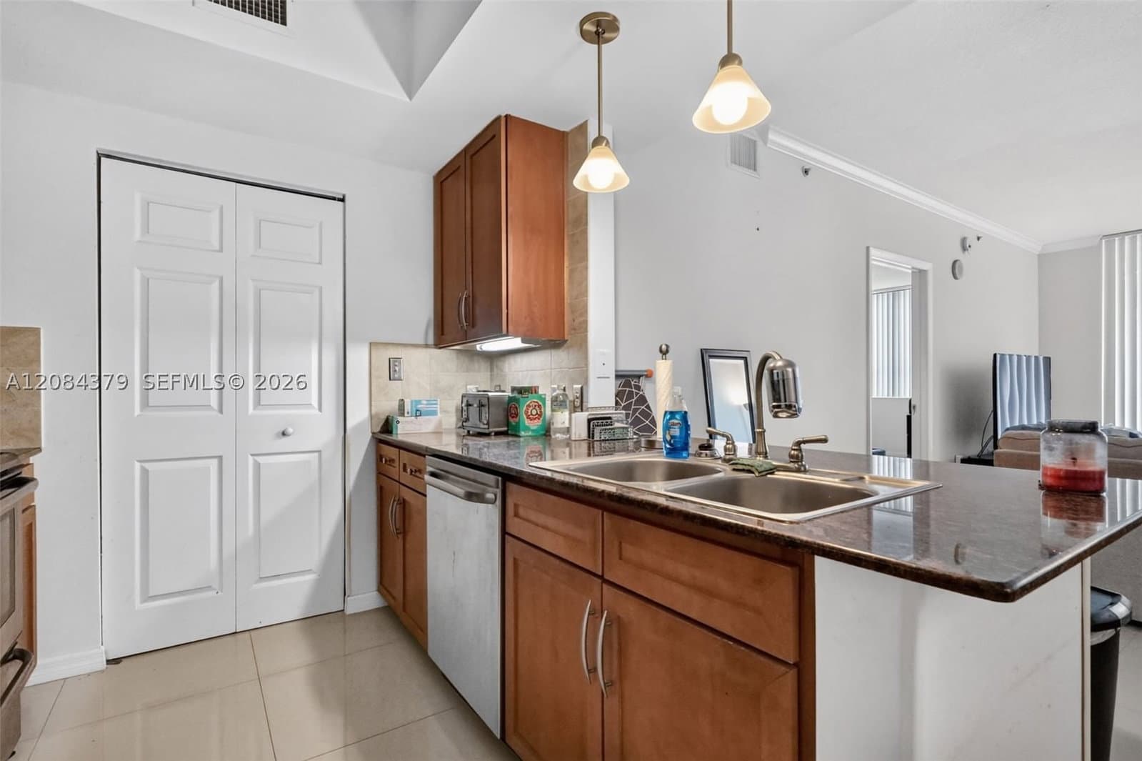 2+1 Condo — 2000 Bayshore Dr #317, Miami, FL 33137