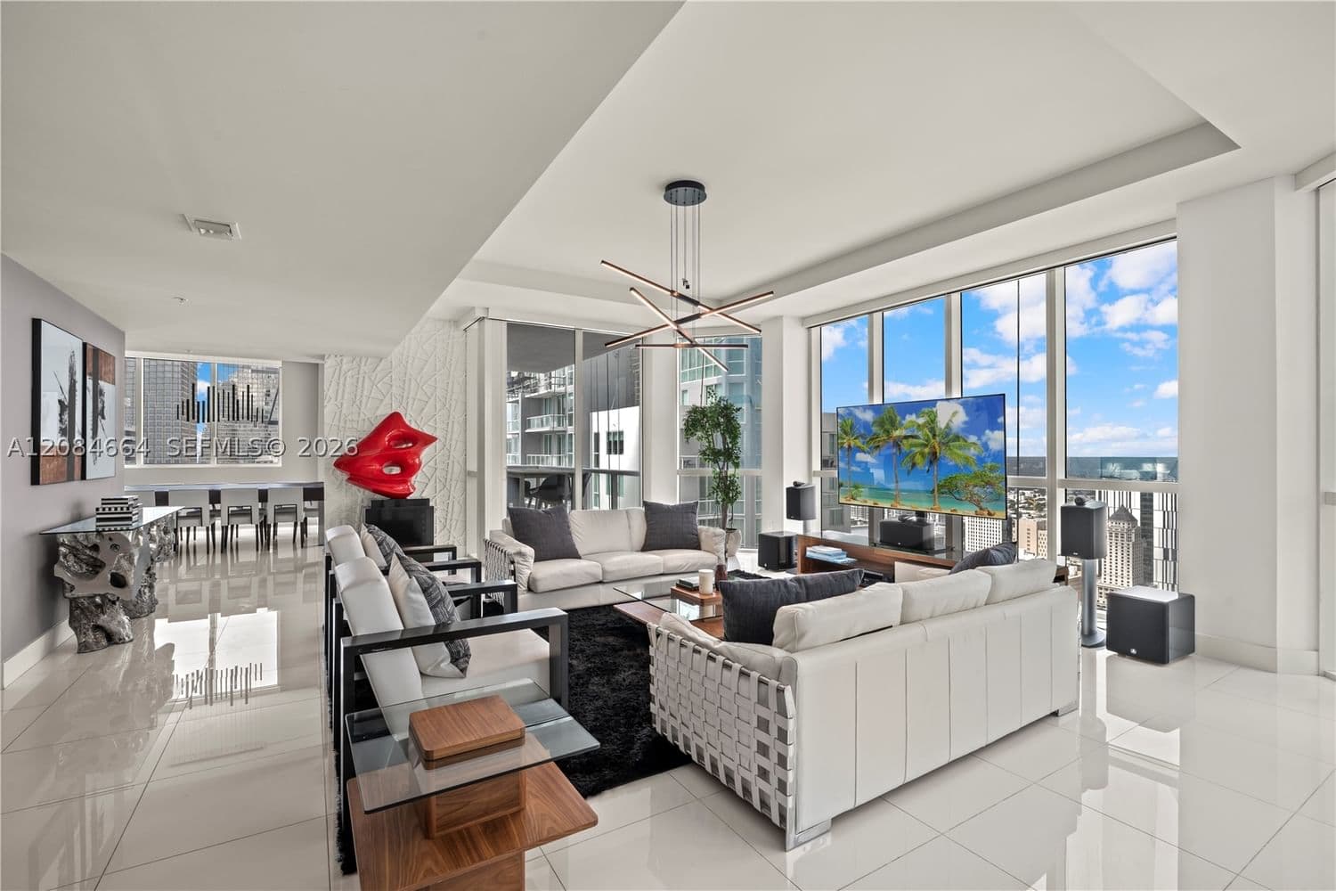 3+1 Condo — 244 Biscayne Blvd #PH4908, Miami, FL 33132