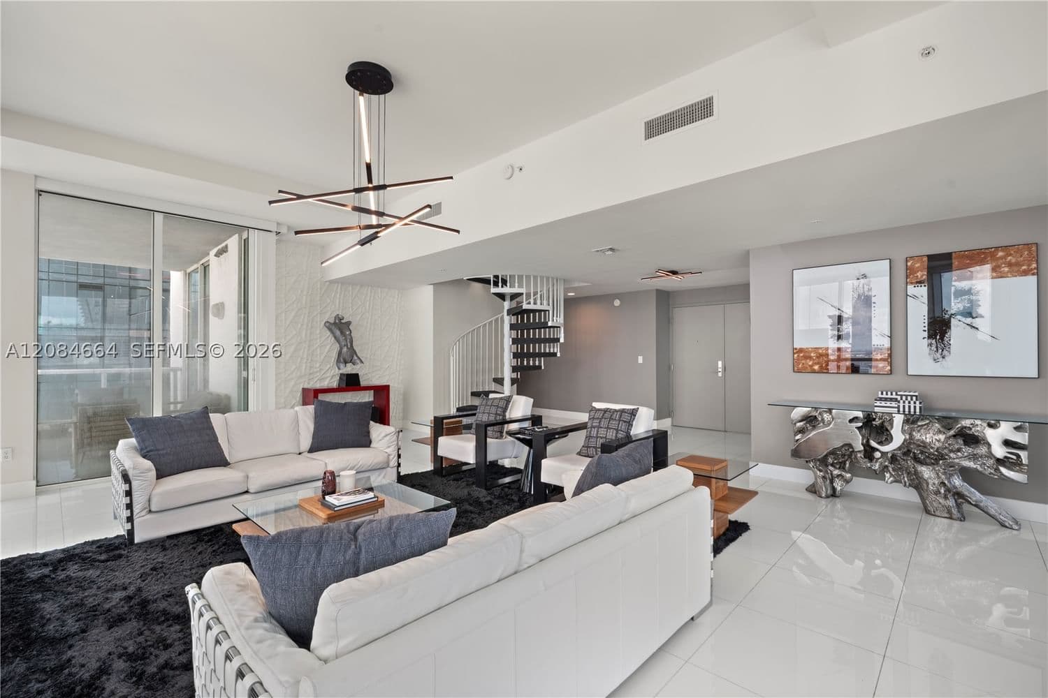 3+1 Condo — 244 Biscayne Blvd #PH4908, Miami, FL 33132