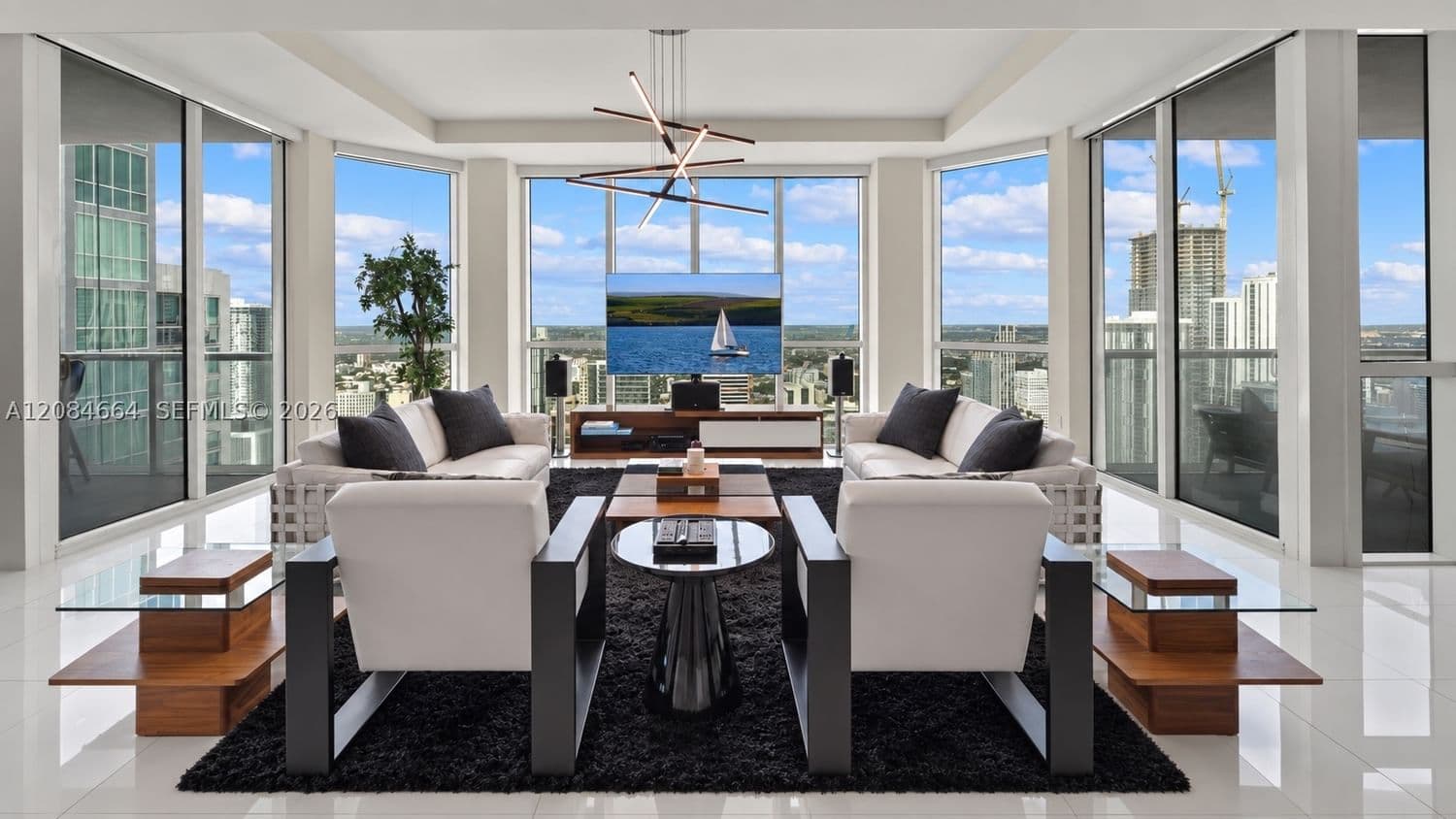3+1 Condo — 244 Biscayne Blvd #PH4908, Miami, FL 33132