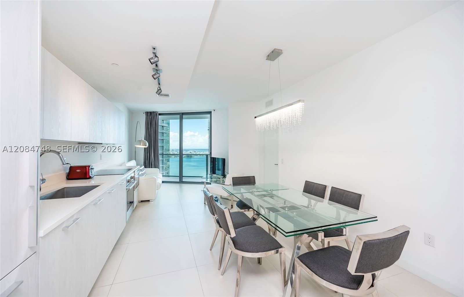 1-bedroom Condo — 501 31st St #3407, Miami, FL 33137