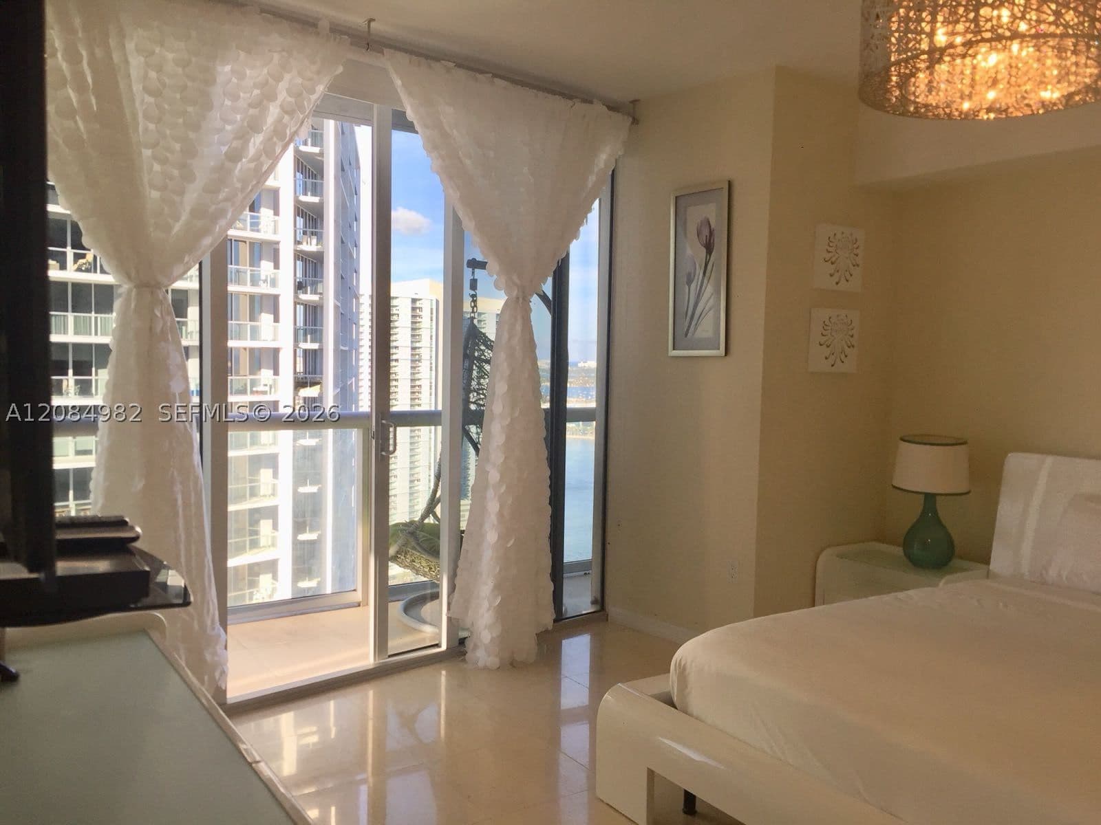 2+1 Condo — 495 Brickell Ave #3410, Miami, FL 33131
