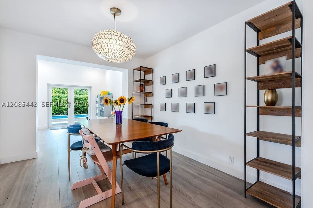 5+1 Müstakil ev — 719 51st St, Miami Beach, FL 33140