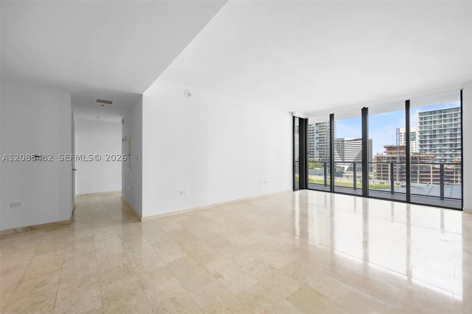 2+1 Condo — 68 6th St #910, Miami, FL 33131