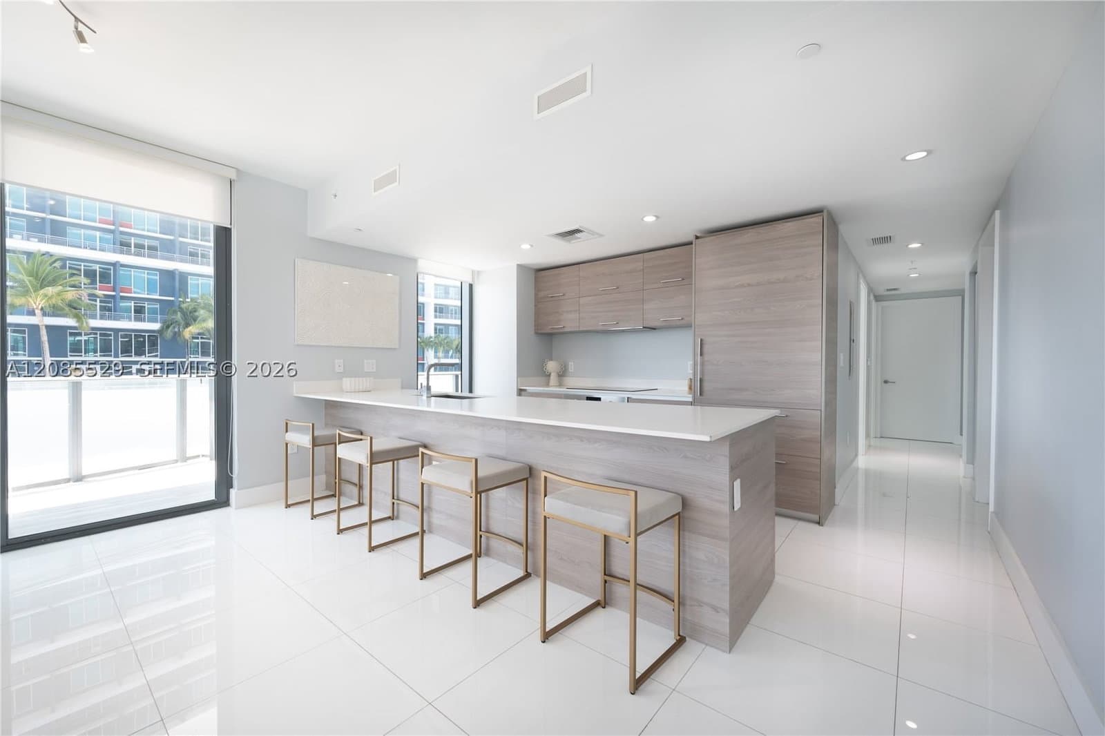 3-bedroom Condo — 1300 Miami Ave #1206, Miami, FL 33130