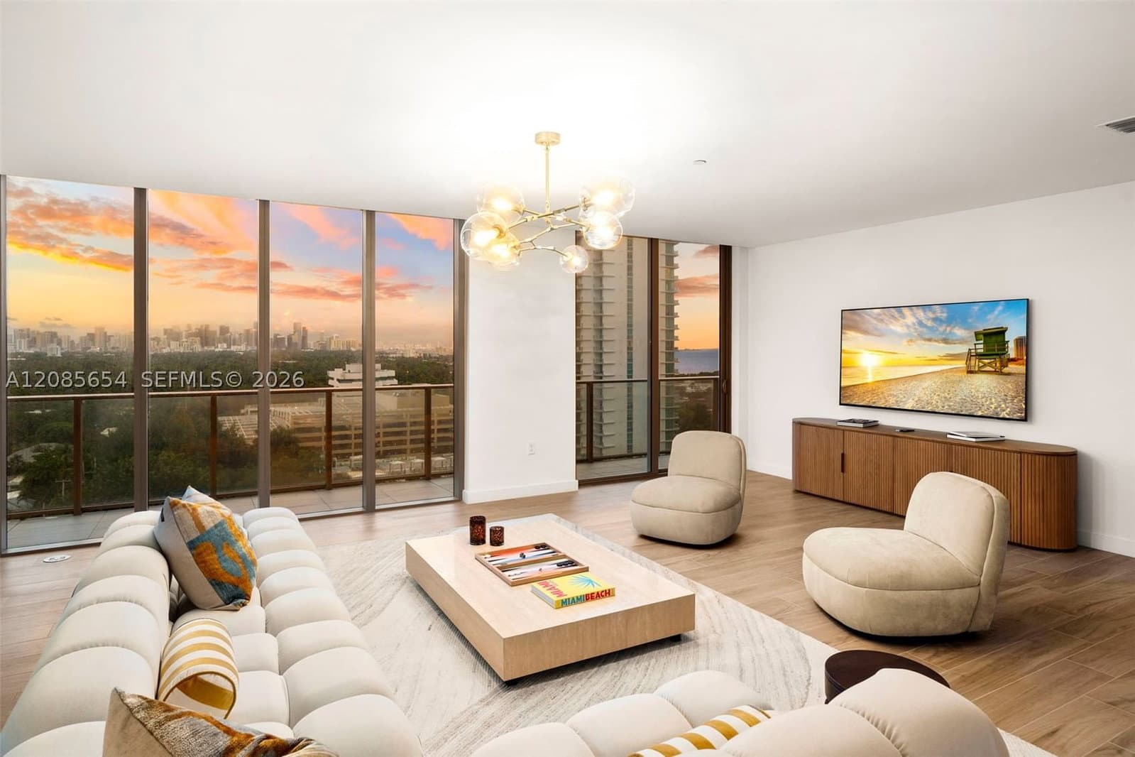 5+1 Condo — 2678 Tigertail Ave #1101, Miami, FL 33133