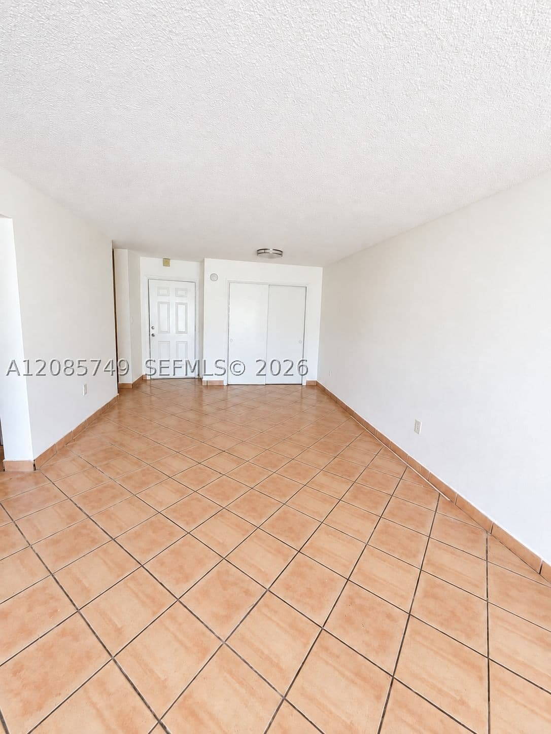 1-bedroom Condo — 520 38th St #11, Miami, FL 33137