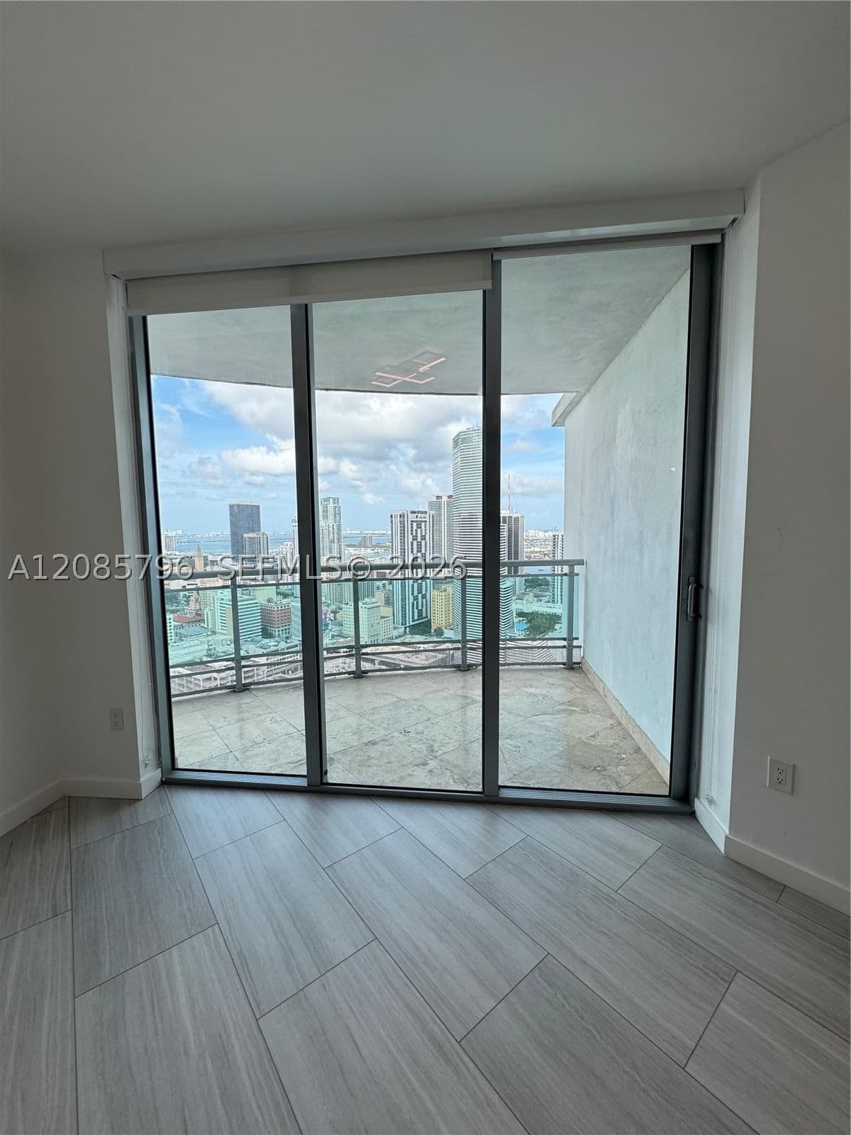 2+1 Condo — 350 Miami Ave #3913, Miami, FL 33130