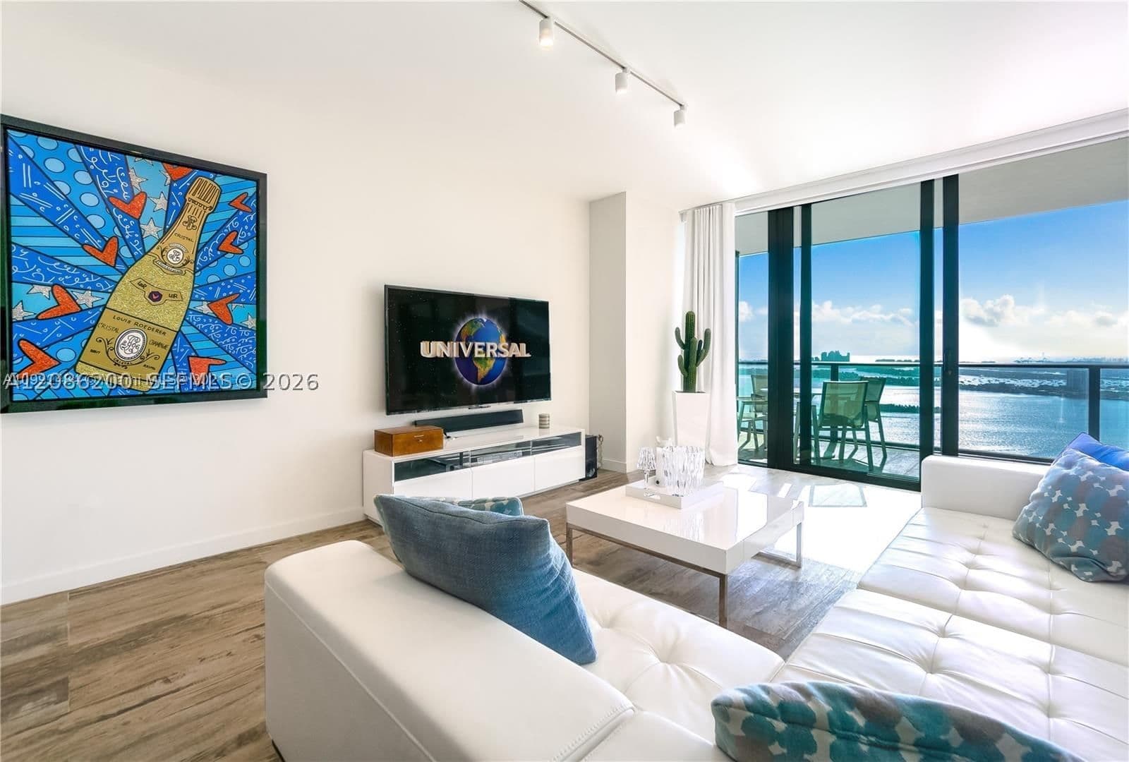 1-bedroom Apartment — 650 32nd St #4402, Miami, FL 33137