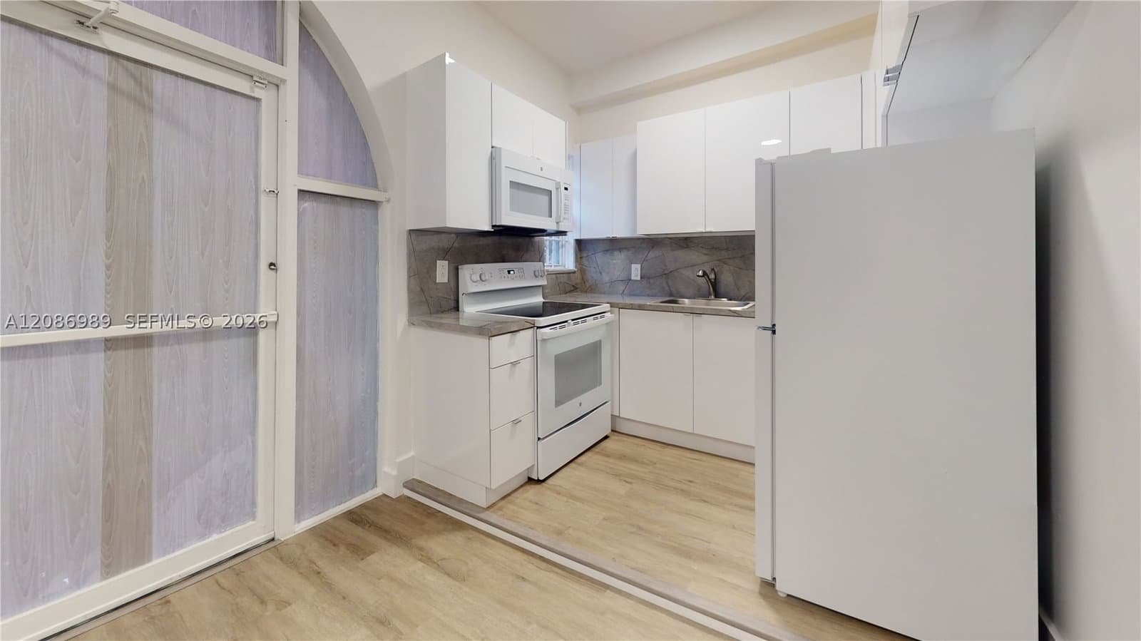 1-bedroom Apartment — 828 Pennsylvania Ave #2, Miami Beach, FL 33139