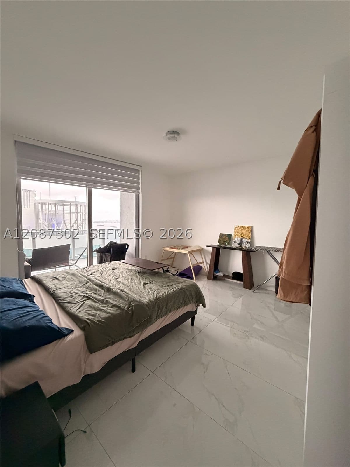 2-bedroom Condo — Miami, FL 33132