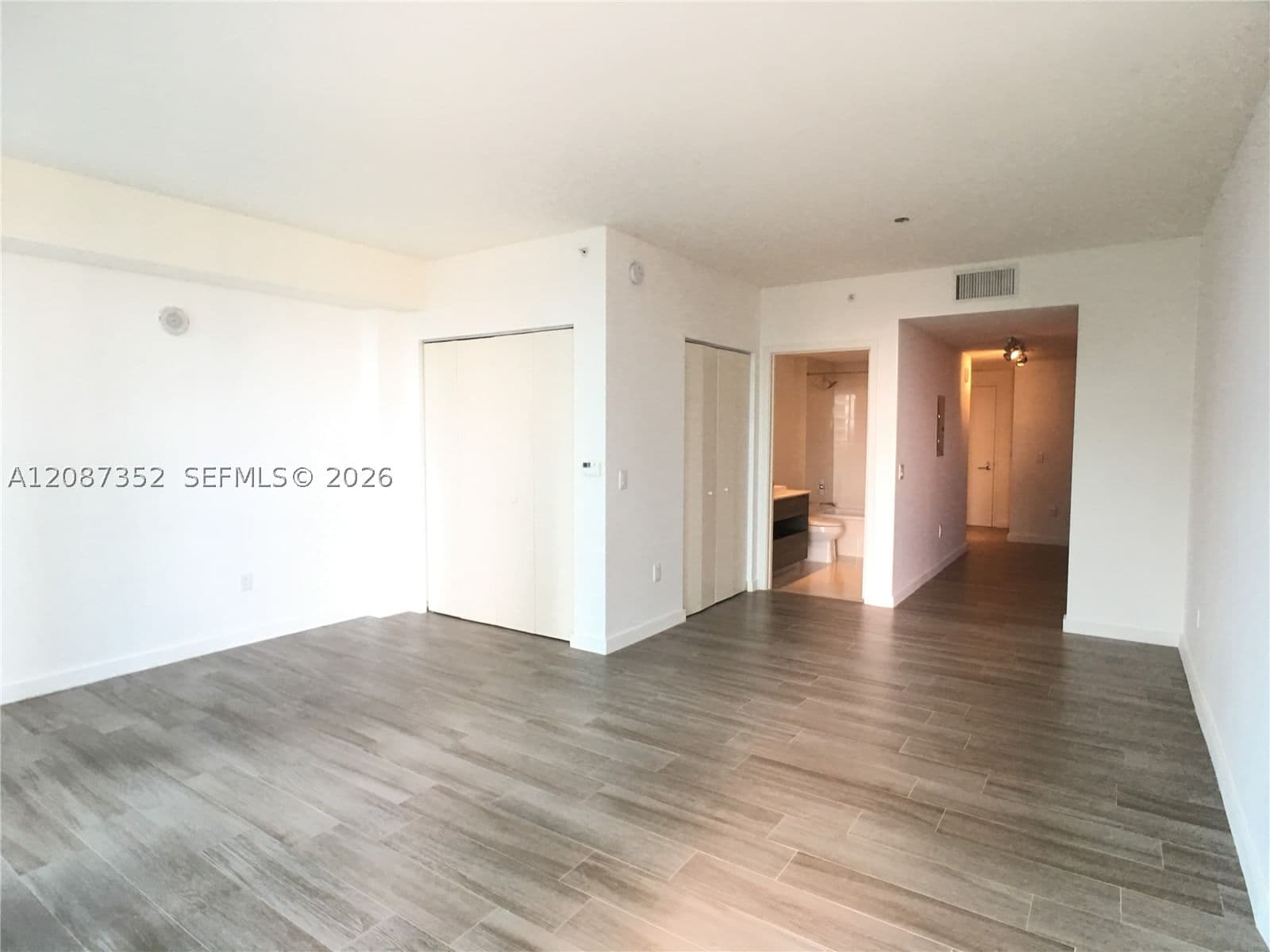 Condo — 1100 Miami Ave #1105, Miami, FL 33130