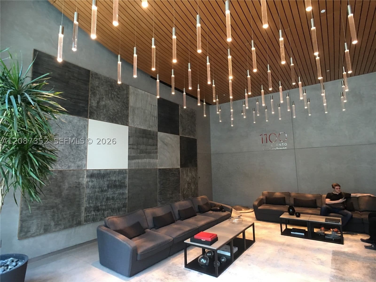 Condo — 1100 Miami Ave #1105, Miami, FL 33130