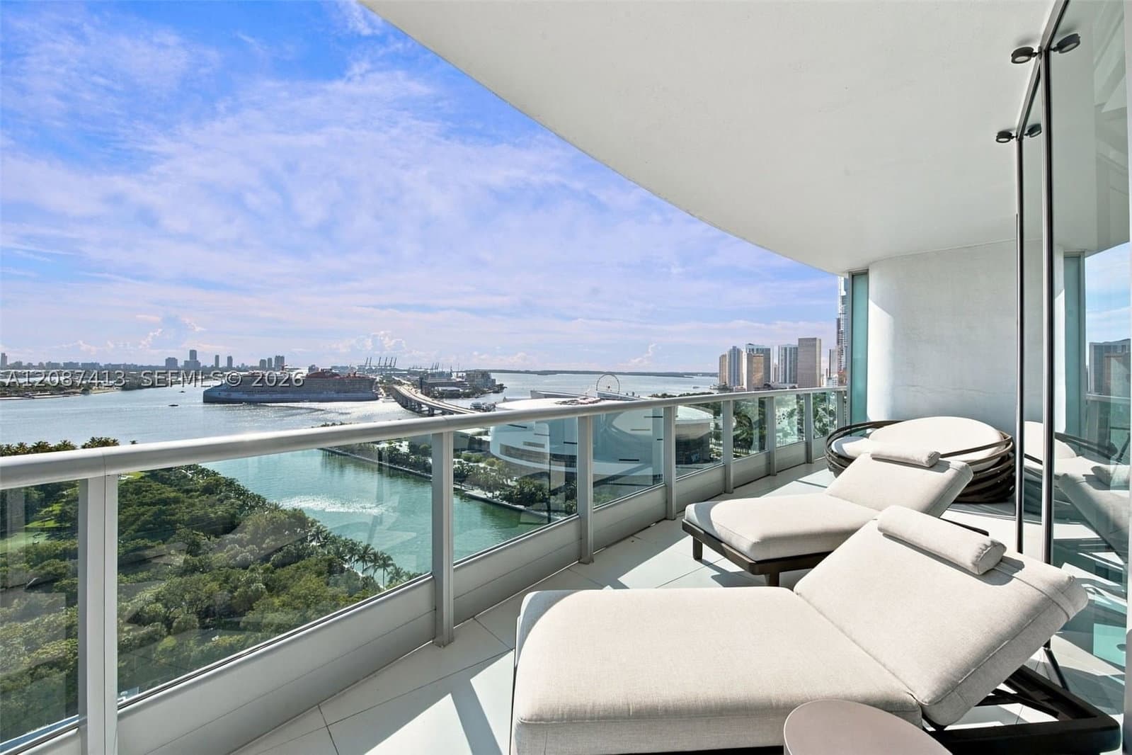 3+1 Condo — 900 Biscayne Blvd #2406, Miami, FL 33132
