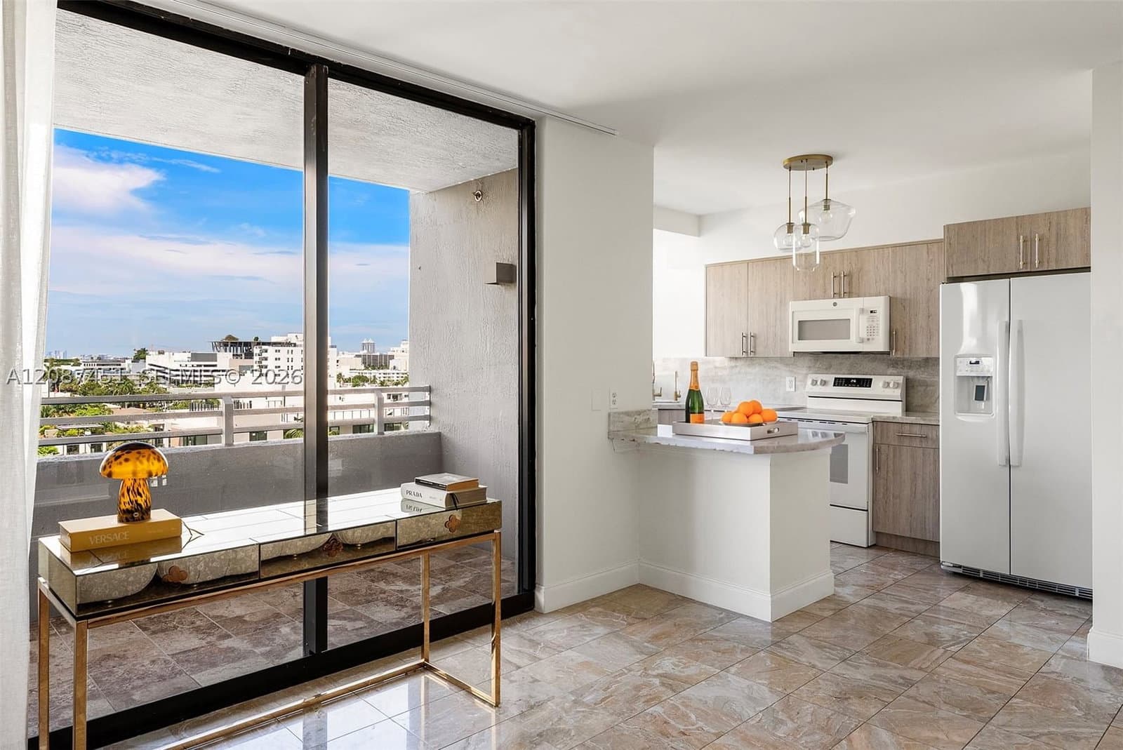 2+1 Condo — 1330 West Ave #811, Miami Beach, FL 33139