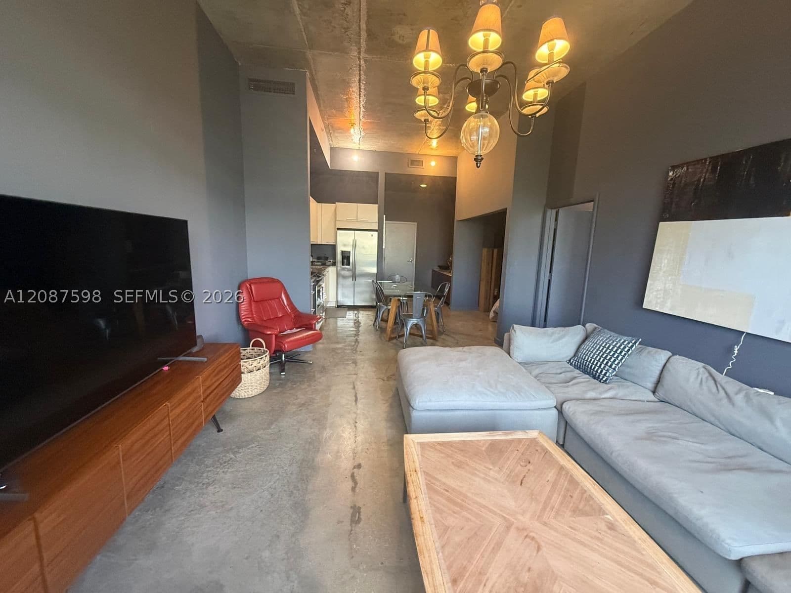 1-bedroom Condo — 2001 Meridian Ave #428, Miami Beach, FL 33139