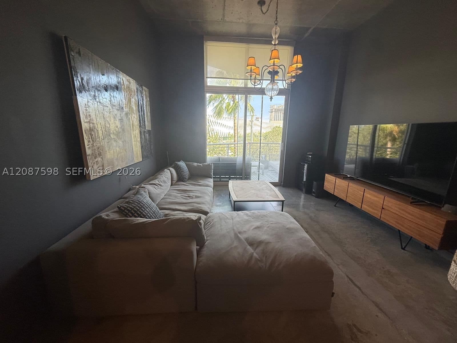 1-bedroom Condo — 2001 Meridian Ave #428, Miami Beach, FL 33139